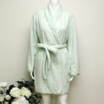 Classic short robe